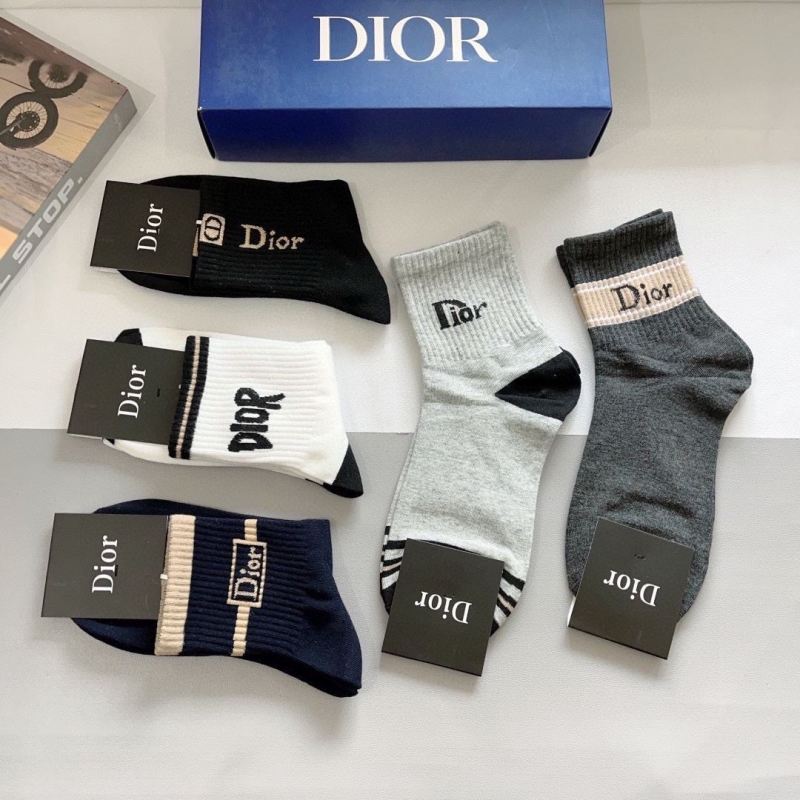 DIOR